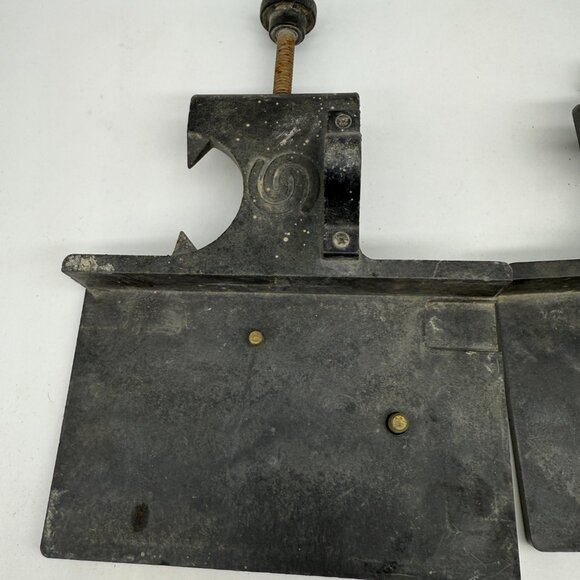 Lot of 2 Spectra Clamp Trim Holder Parts for Spectra‎ Physics #1077 LASERPLANE - Picture 3 of 8